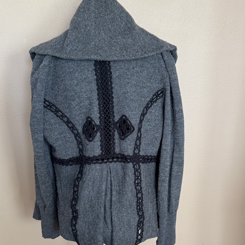 Angel Of The North Anthropologie Gray Cardigan with Black Accents L